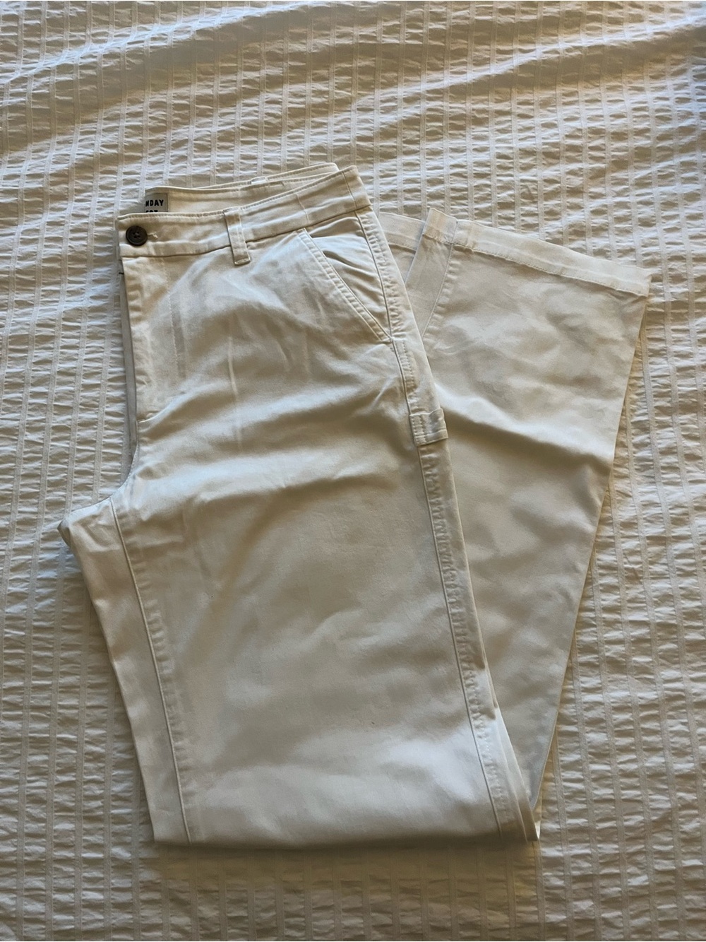 Aritzia Sunday Best Straight-Leg White Pants Size 4